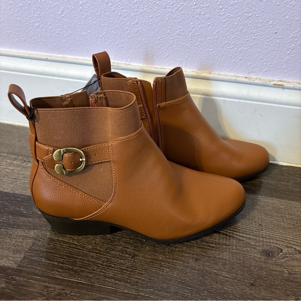 Elegant Tan Ankle Booties